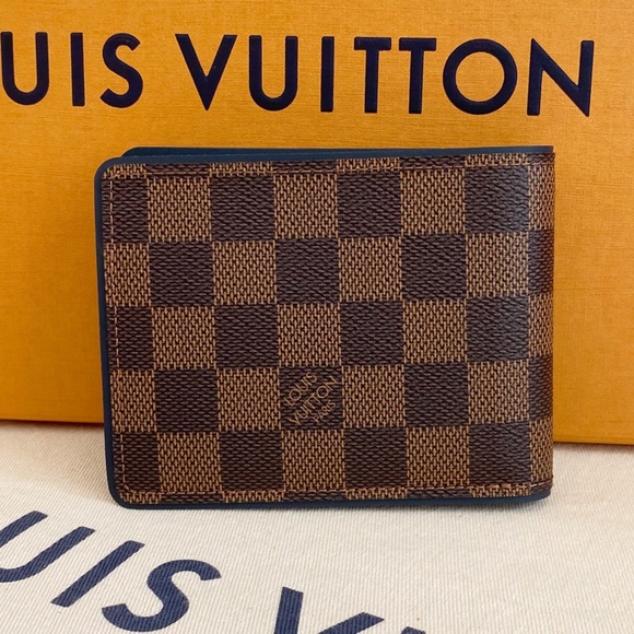💎✨BRAND NEW✨💎 Blue Interior Damier Ebene Wallet! - Picture 3 of 6